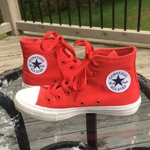 Women’s converse chuck Taylor